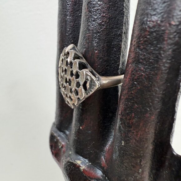 Sterling Silver Open Work Honeycomb Cocktail Ring Size 5.75 3.06g - Picture 3 of 8